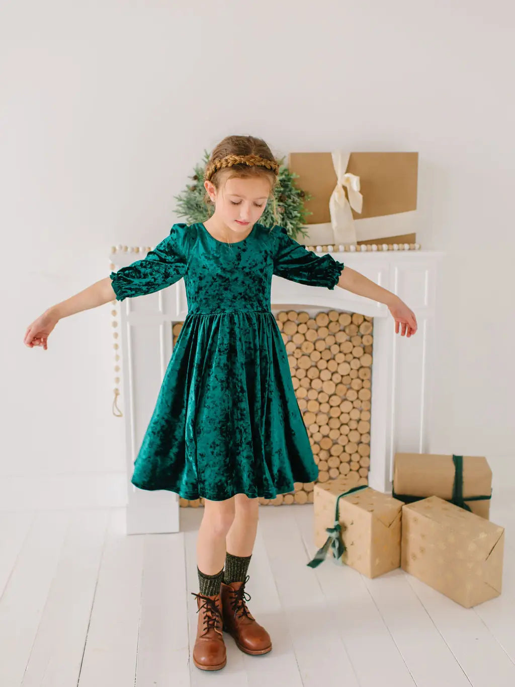 Ollie Jay Pippa Dress in Green Velvet - Lulie 10Y Ollie Jay Pippa Dress in Green Velvet - Lulie 10Y