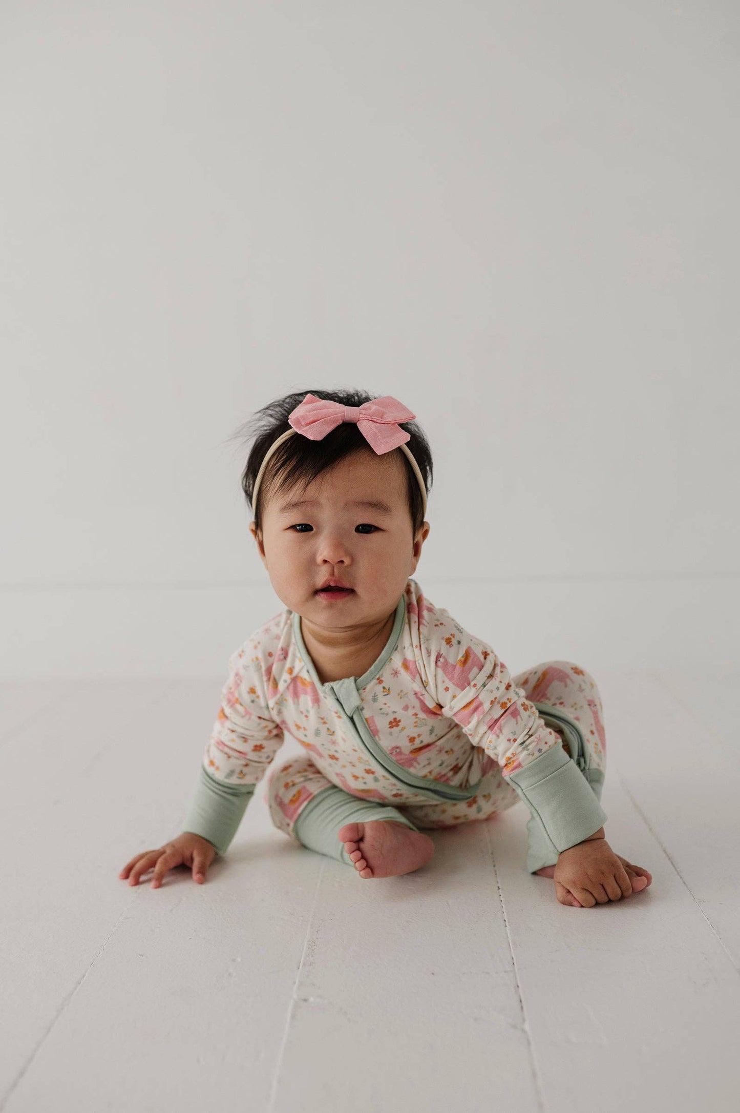Long Sleeve Zip Romper- Sketched Daisy
