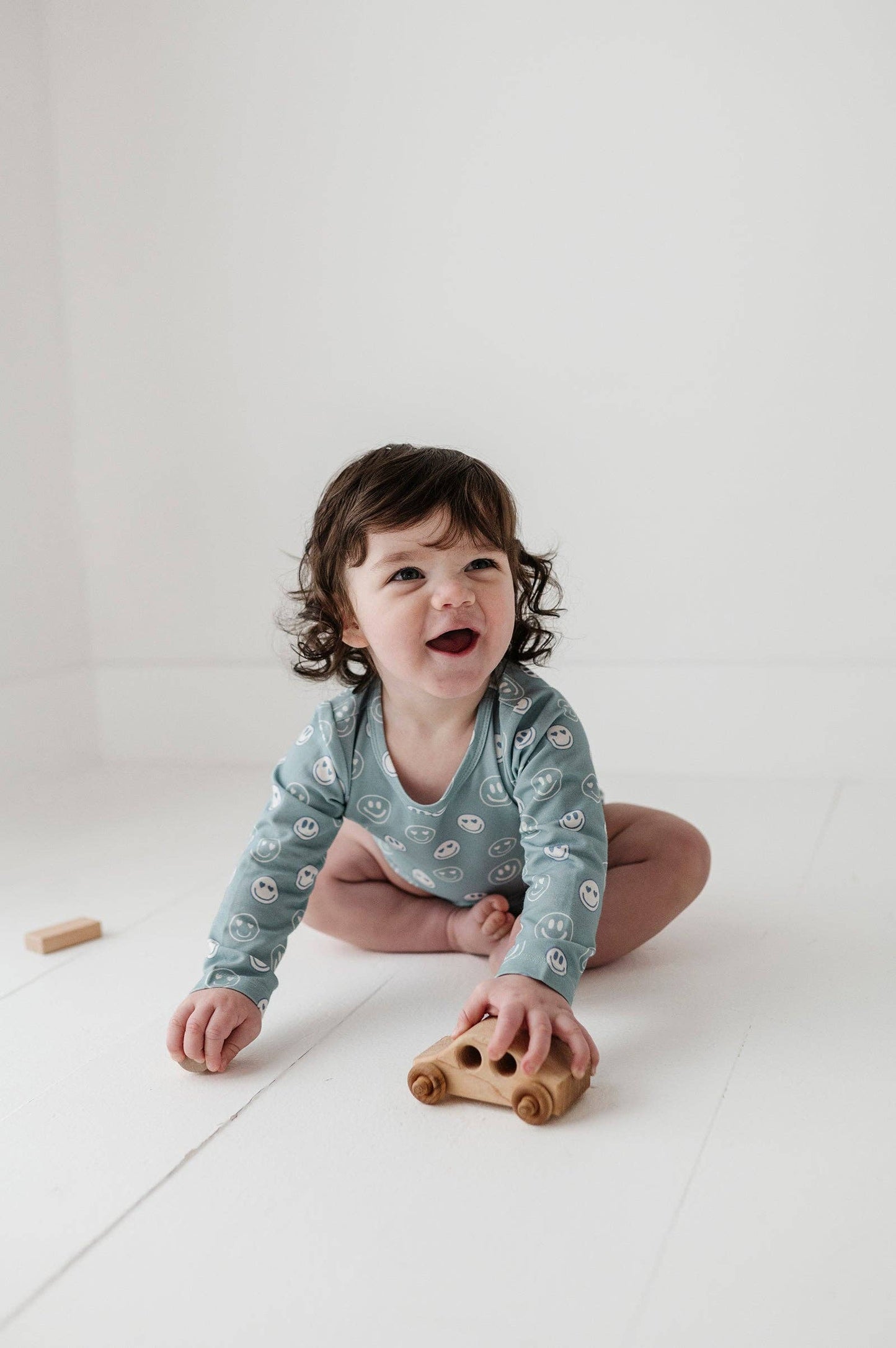 Baby Long Sleeve Bodysuit