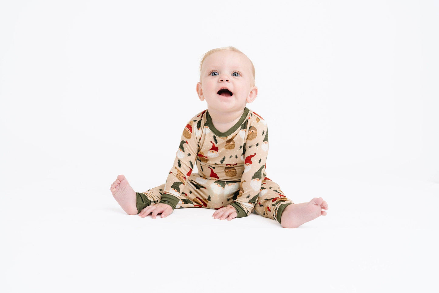 Cozy Gnomes Bamboo Set