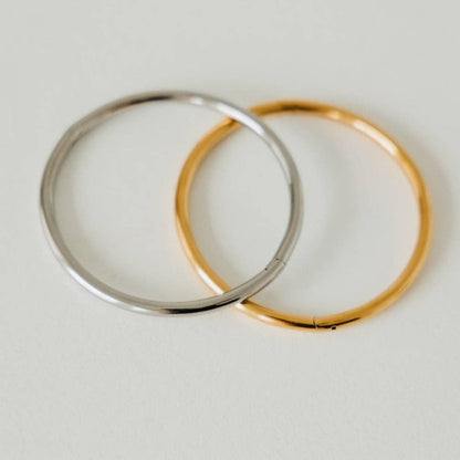 Timeless and Chic Bangle Bracelet - Gold- Waterproof