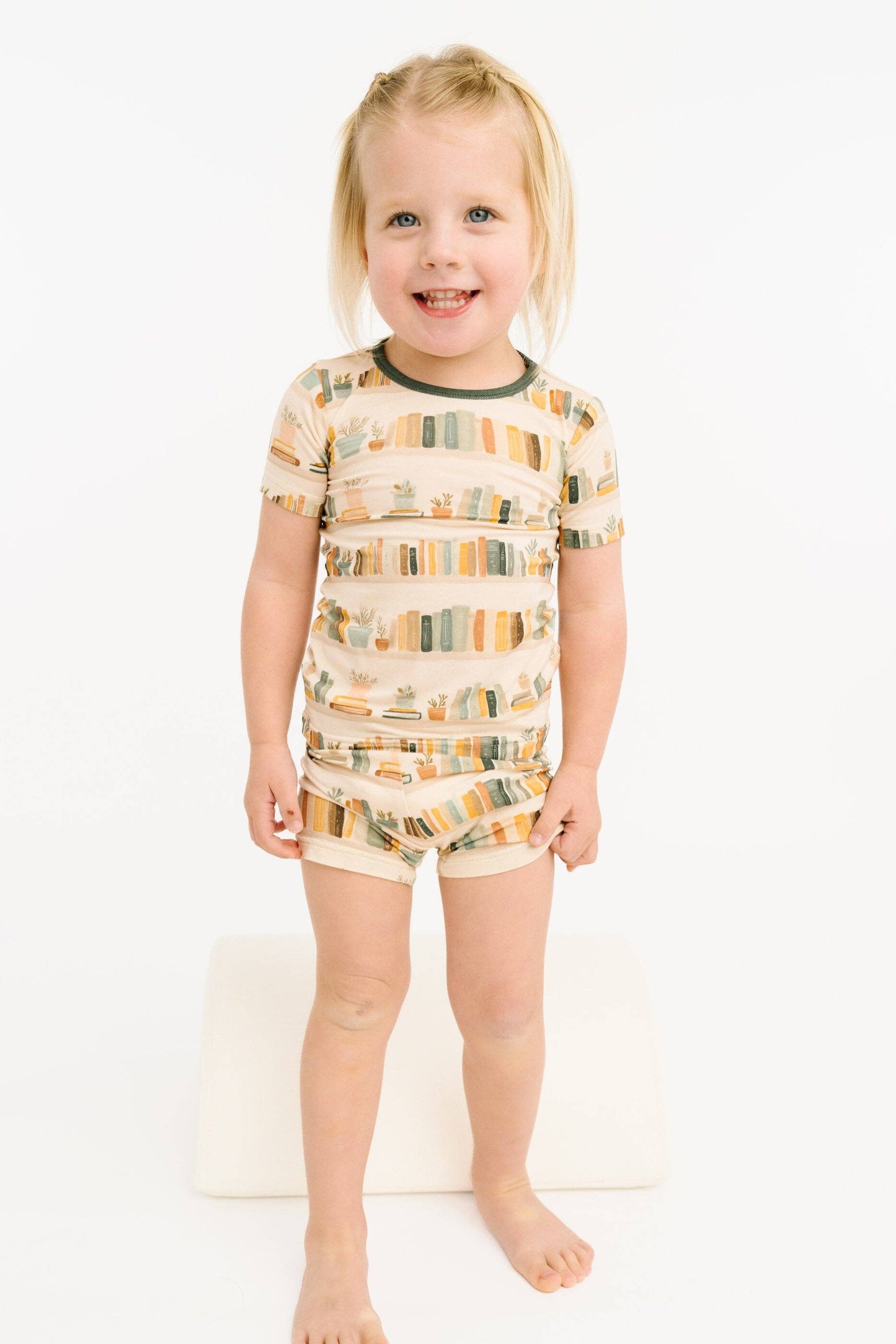 Little Library Bamboo Short Set