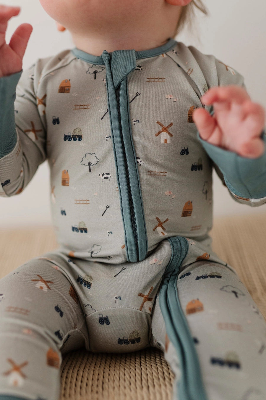 Long Sleeve Zip Romper- Farm