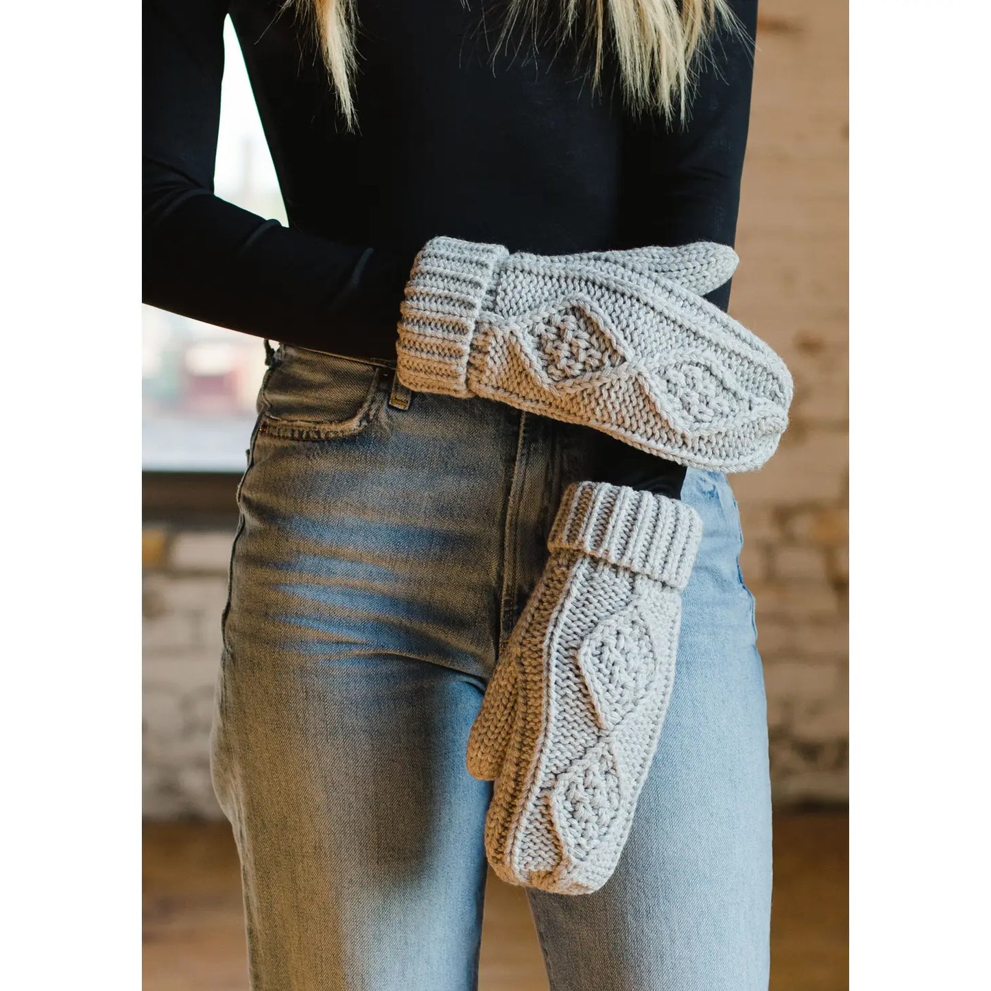 Light Grey Cable Knit Mittens