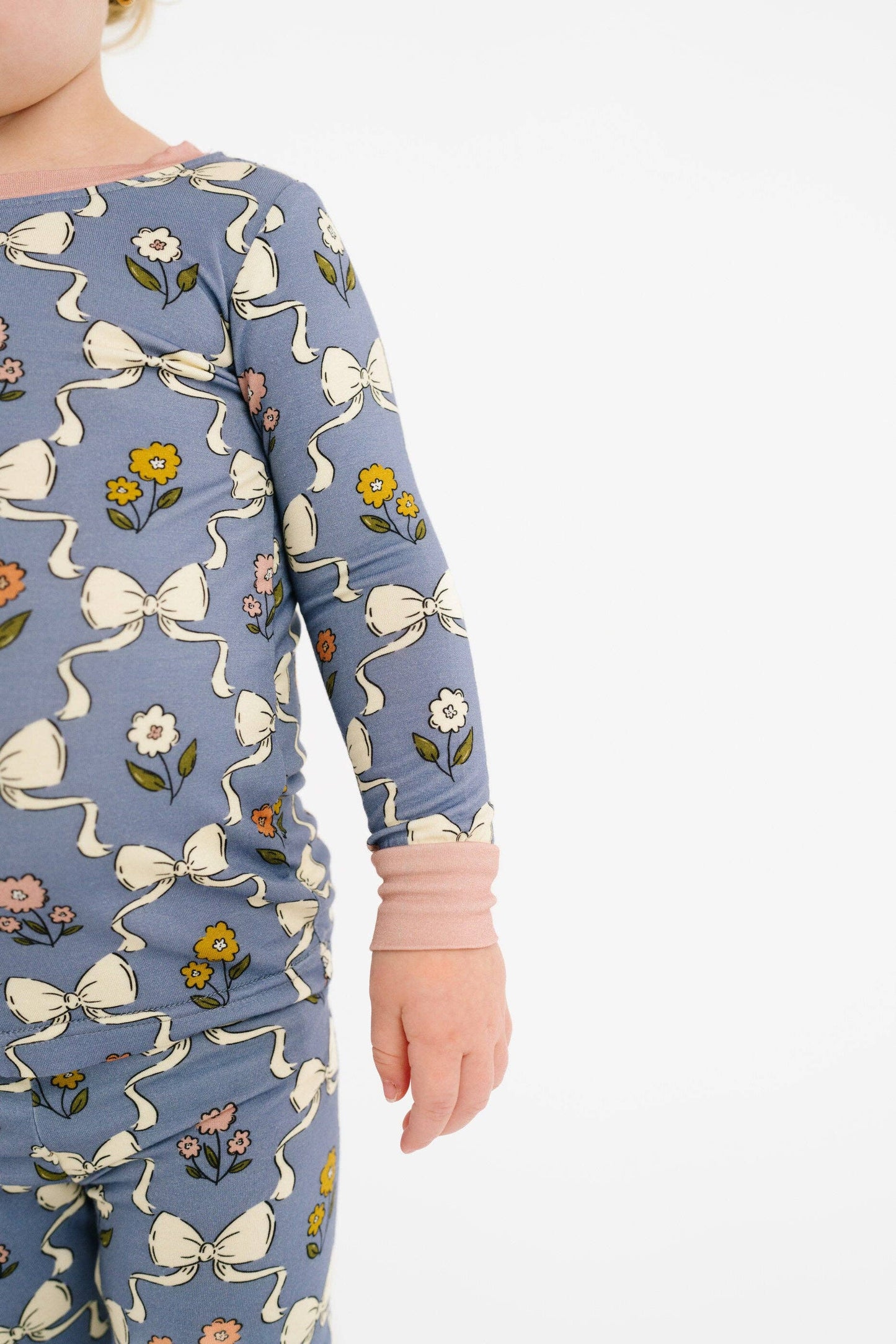 Bow Blooms Bamboo Set