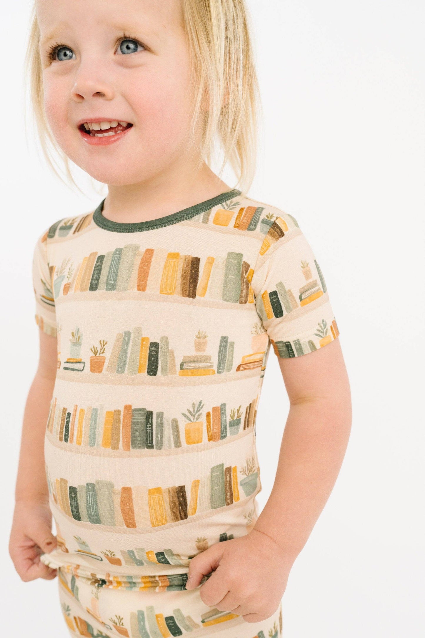 Little Library Bamboo Short Set