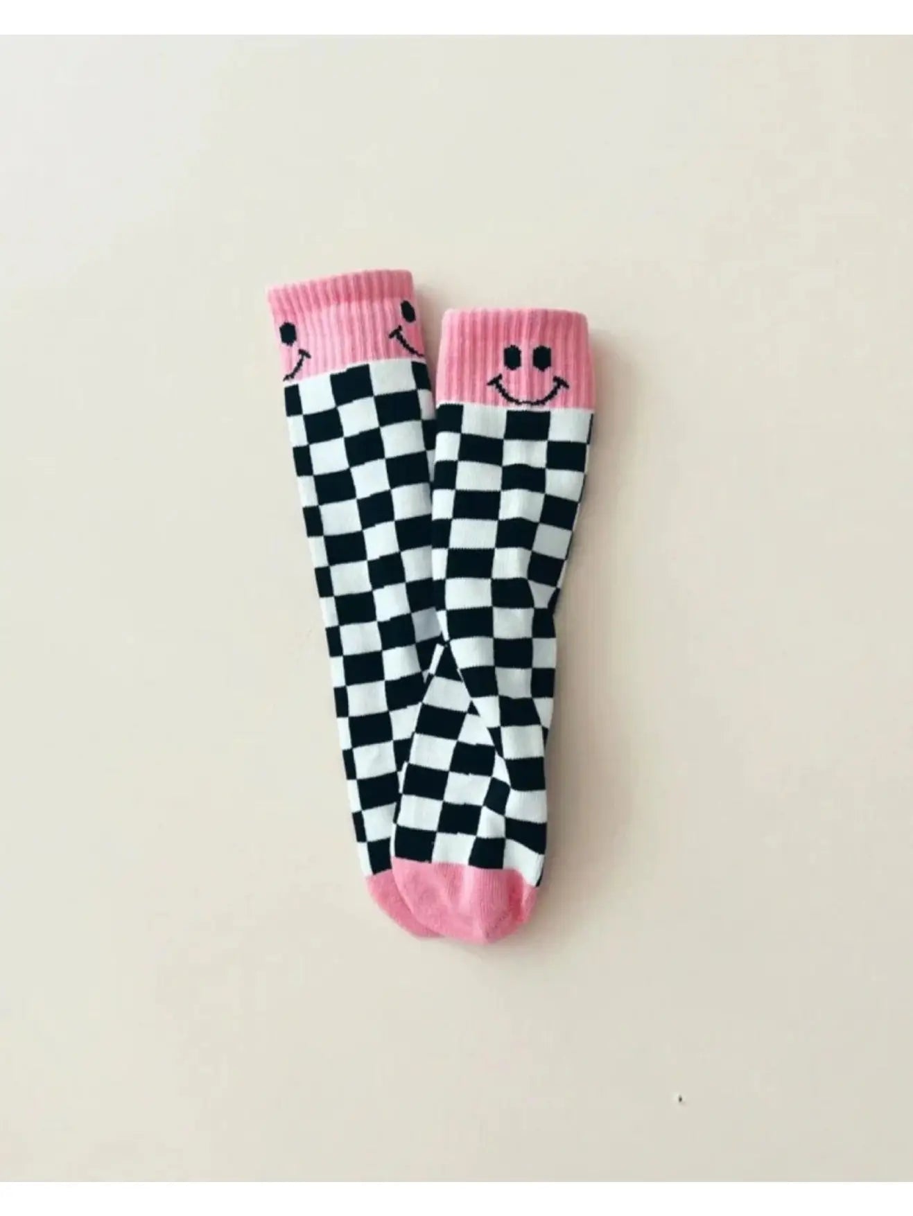 Checkered Smiley Socks | Pink