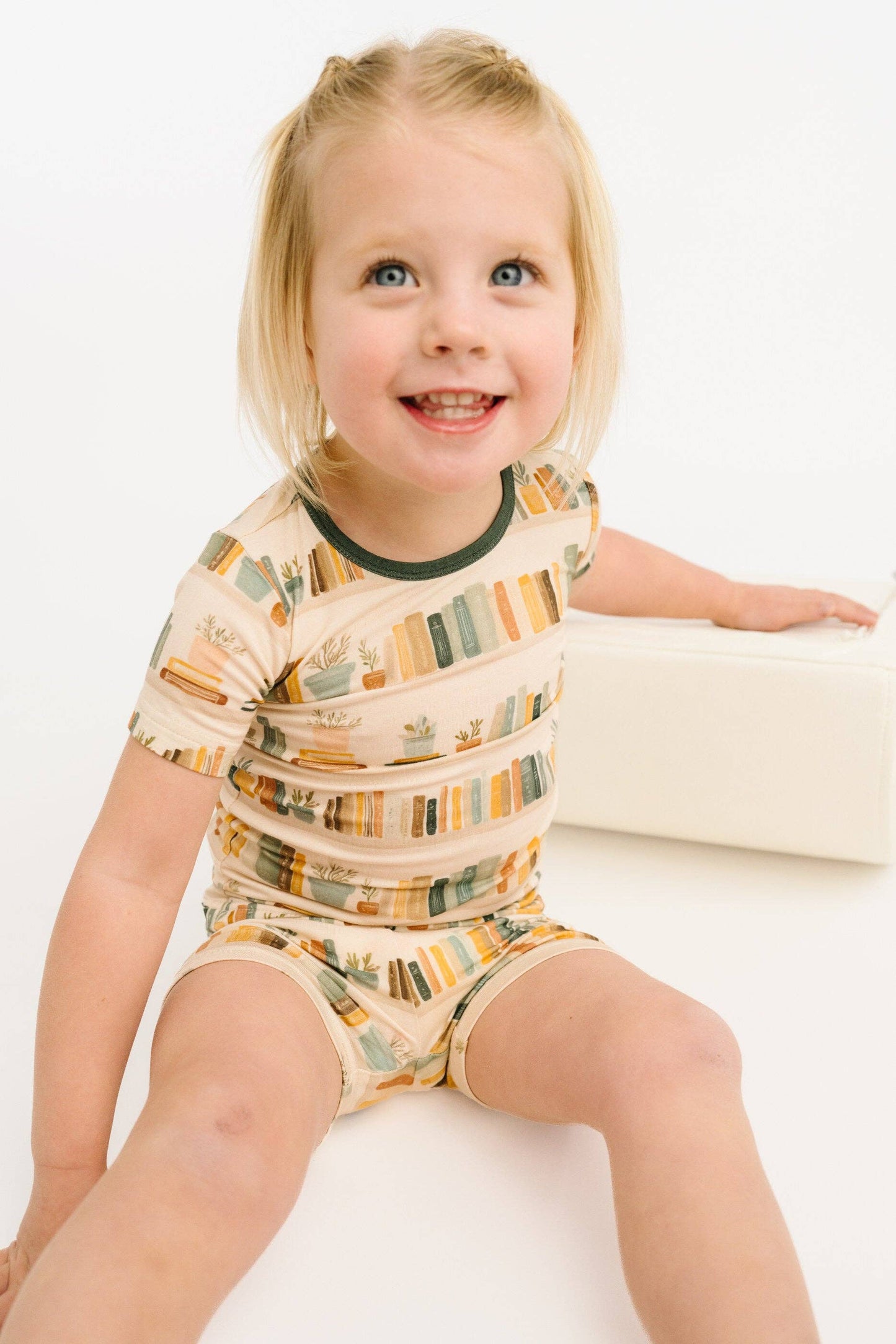 Little Library Bamboo Short Set