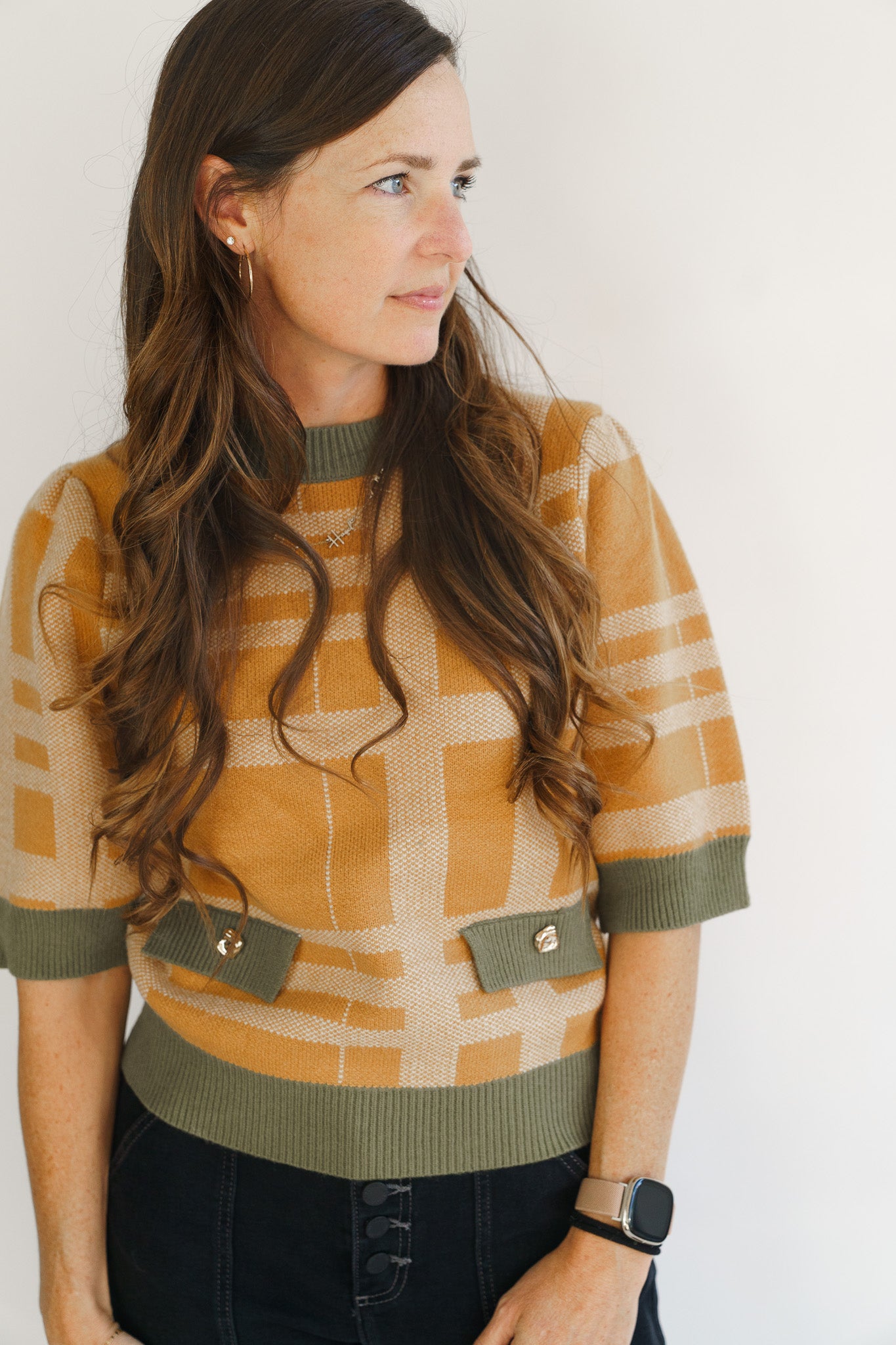 Short Sleeve Pattern Detail Top