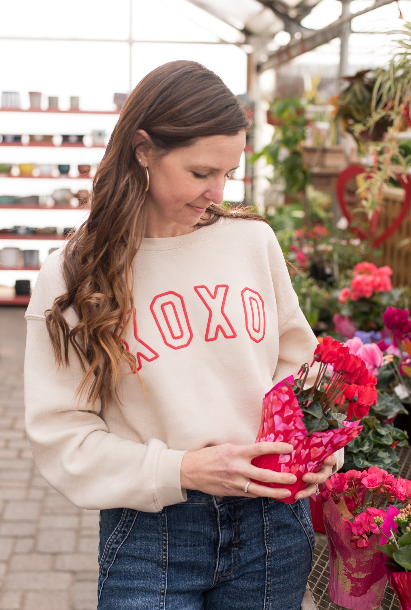 Xoxo Puff Print Mid Graphic Sweatshirt