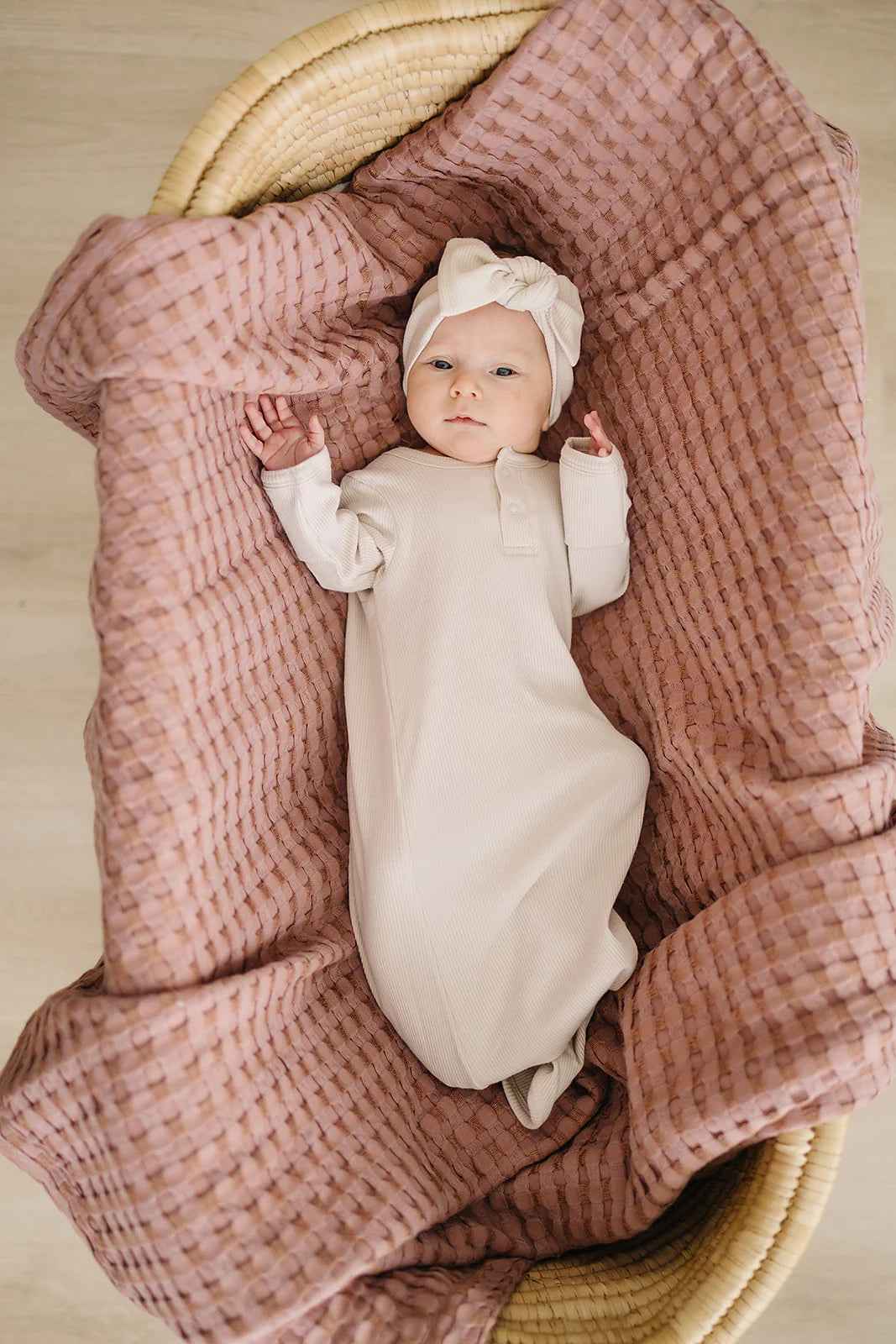 Organic Cotton Ribbed Knot Gown - Vanilla