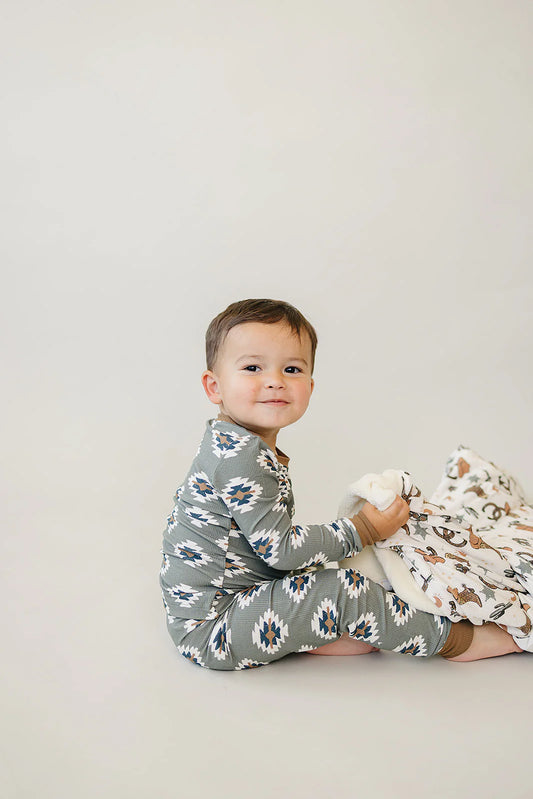 Southwest Aztec Ribbed Bamboo Cozy Set