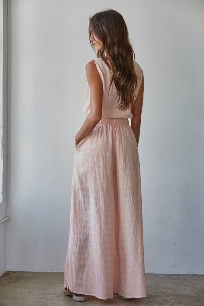 Round Neck Sleeveless Top