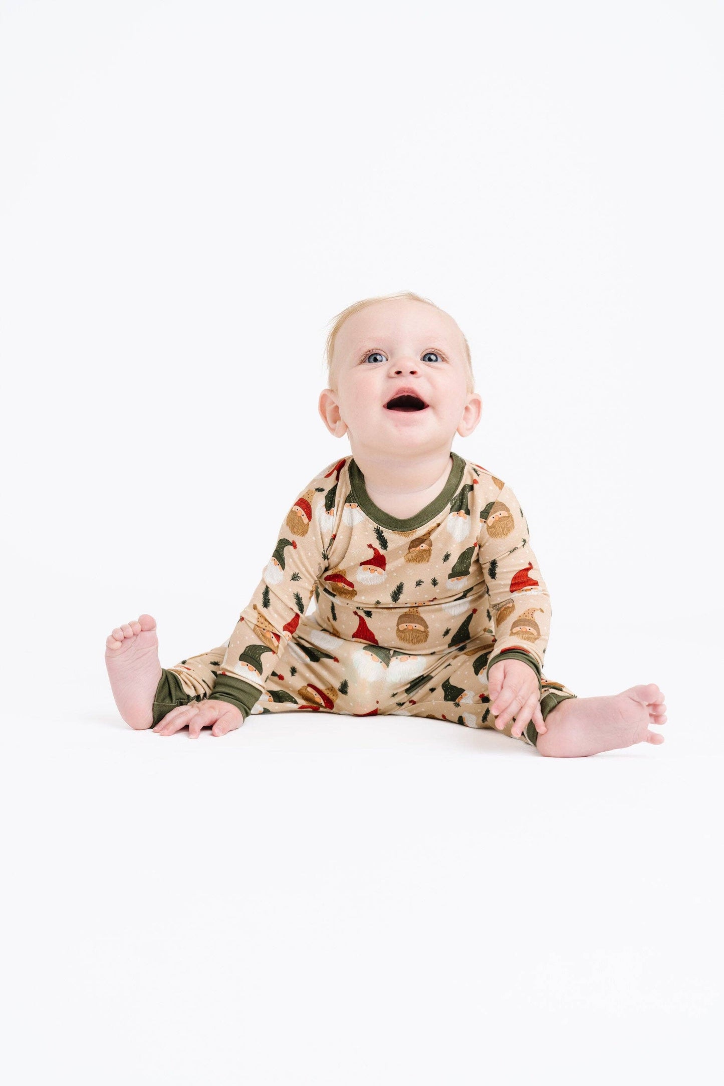 Cozy Gnomes Bamboo Set