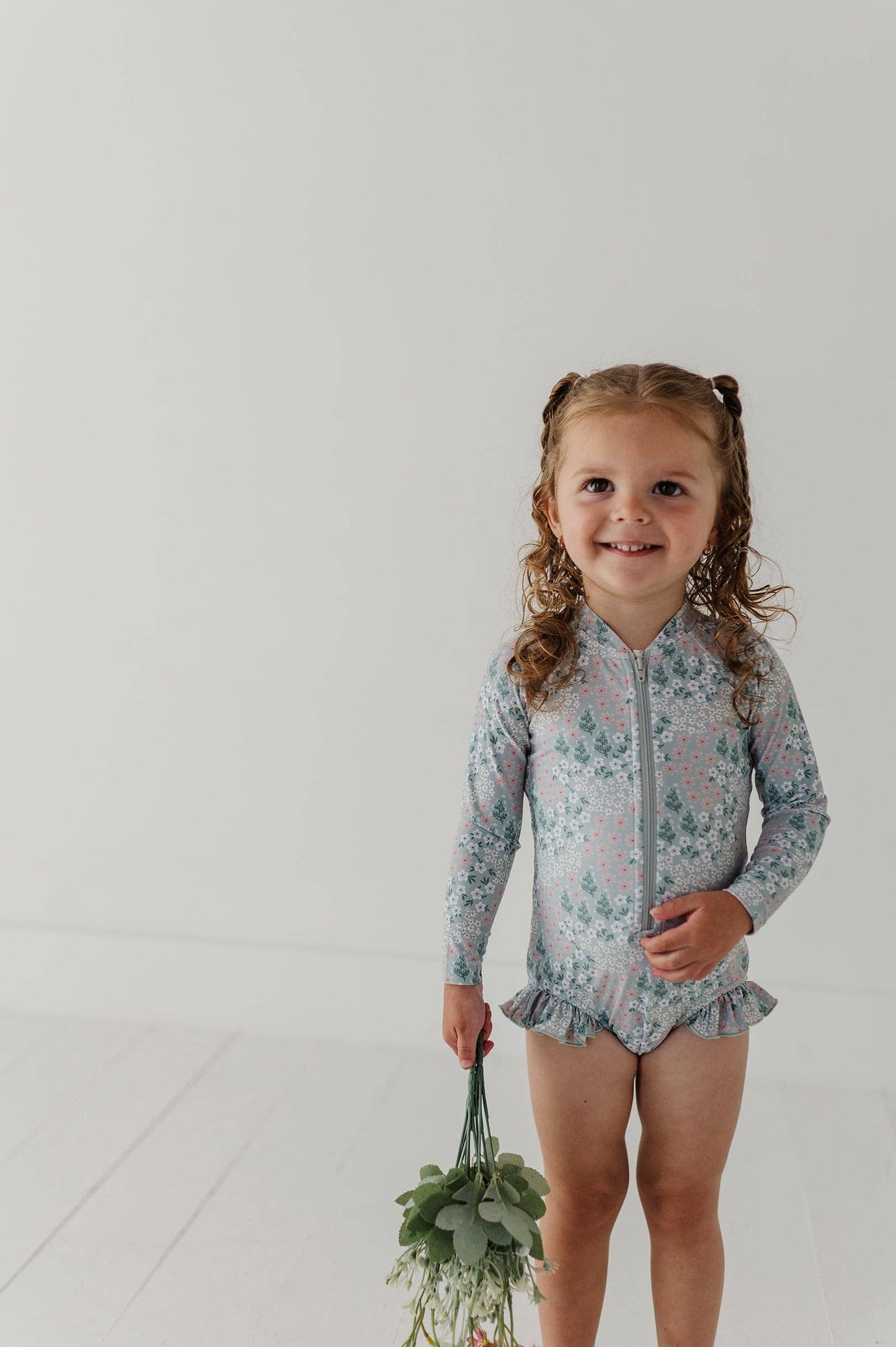 Girl's Ruffle Rash Guard Swimsuit
