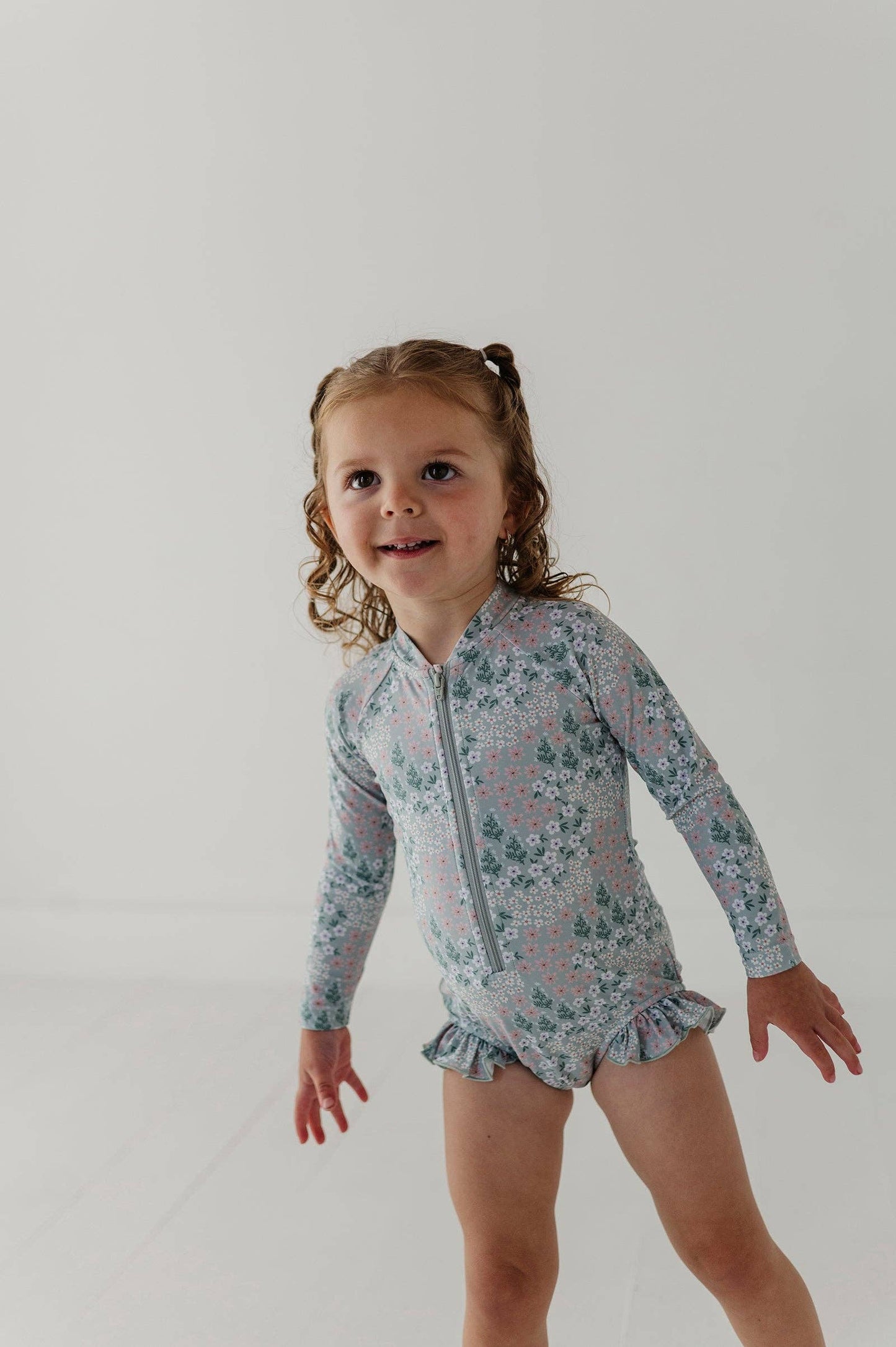 Girl's Ruffle Rash Guard Swimsuit