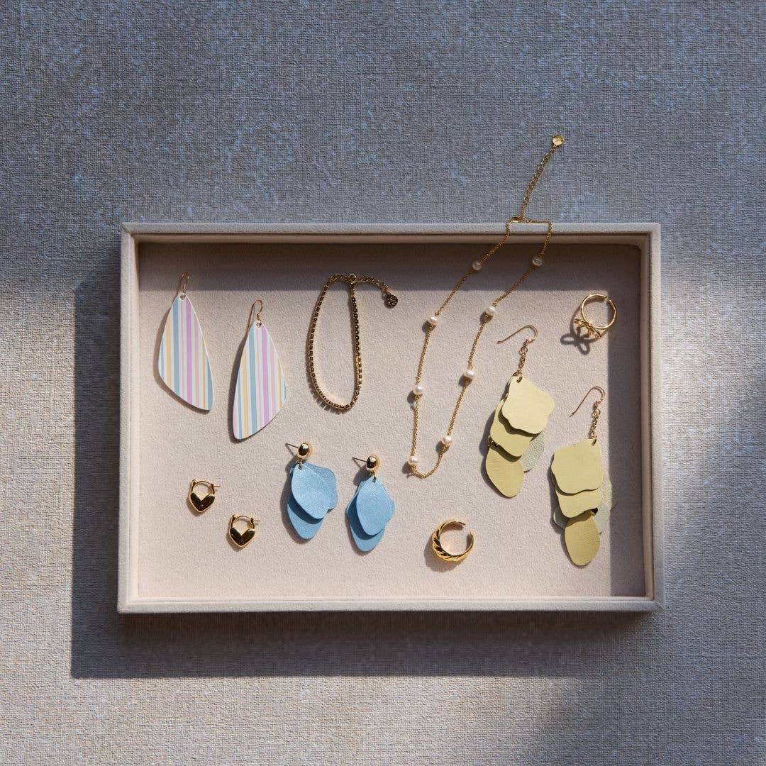 Delicate Pearl Station Chain Necklace