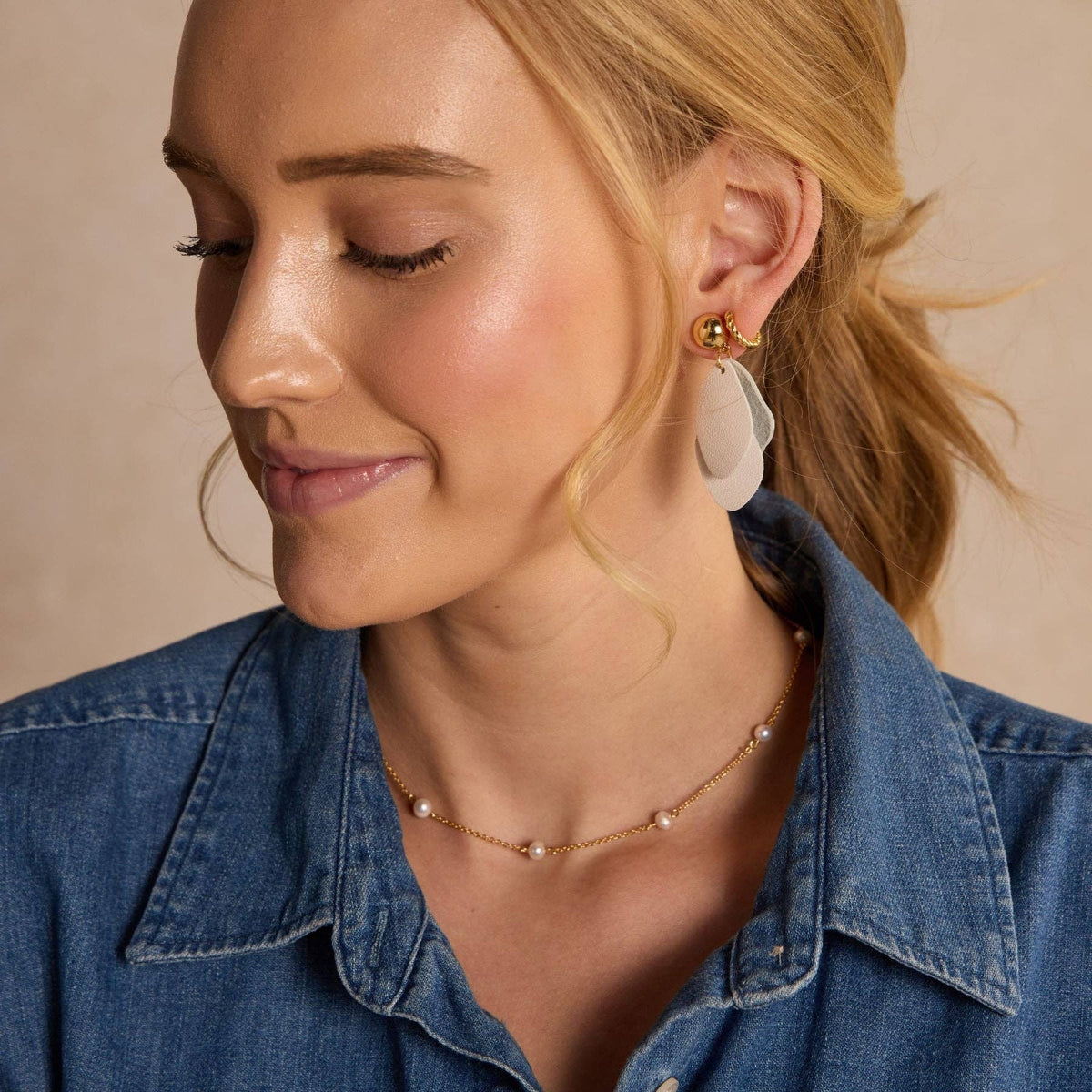Delicate Pearl Station Chain Necklace