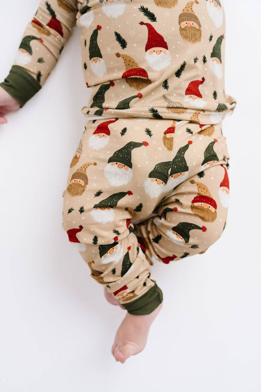 Cozy Gnomes Bamboo Set