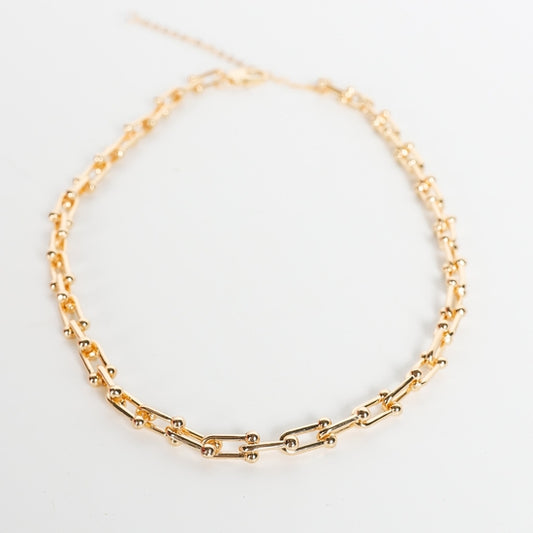 link gold necklace